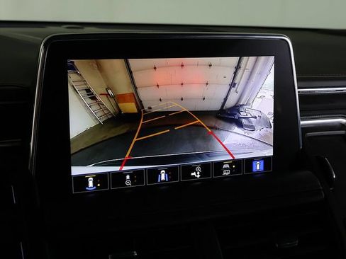 Used 2021 Chevrolet Tahoe RST w/ Luxury Package AWD/4WD image 20