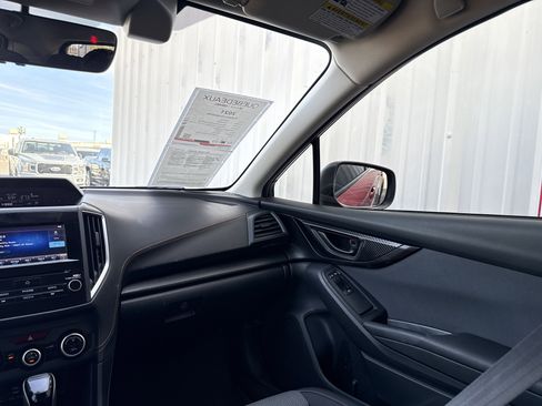 Used 2021 Subaru Crosstrek 2.0i Premium image 21