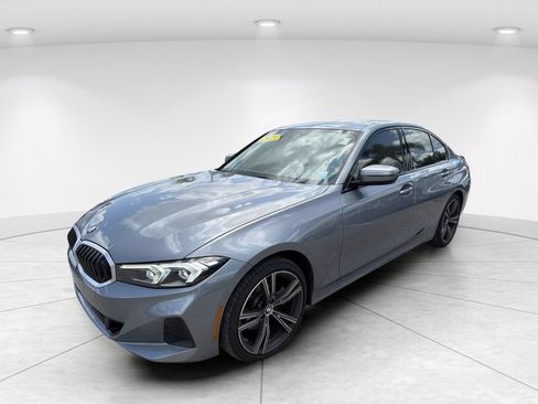 Used 2023 BMW 330i Sedan w/ Premium Package RWD image 8