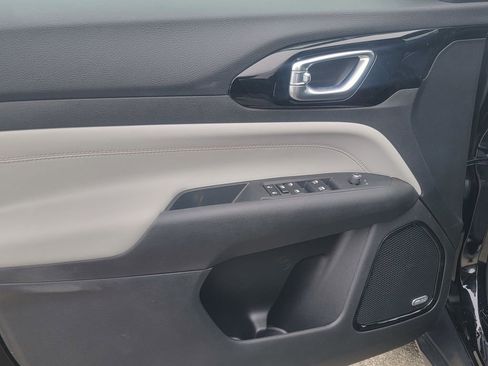 New 2026 Jeep Compass Limited w/ Sun, Sound & Navigation Group image 8