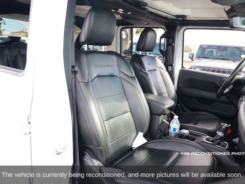 Used 2021 Jeep Wrangler Unlimited Sahara w/ Cold Weather Group image 15