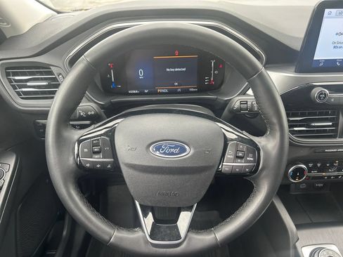 Used 2023 Ford Escape Active AWD/4WD image 17