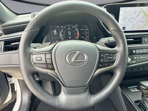 Used 2025 Lexus ES 350 w/ Premium Package FWD image 21