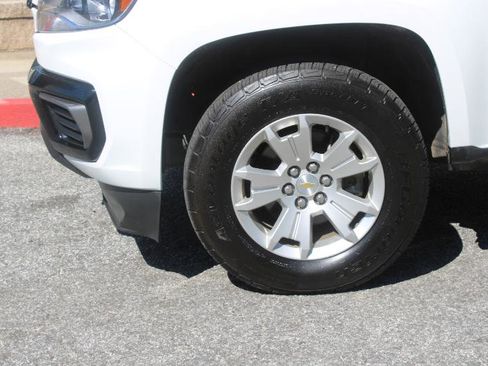 Used 2022 Chevrolet Colorado LT w/ Fleet Safety Package image 20