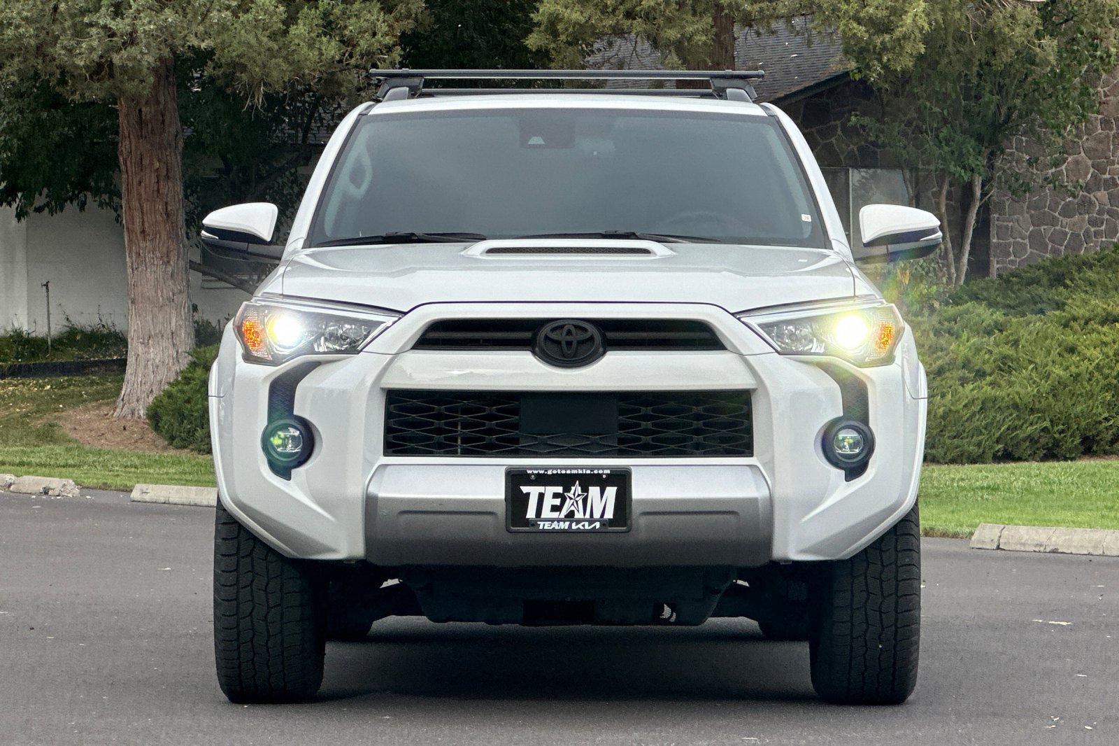 Used 2023 Toyota 4Runner TRD Off-Road Premium w/ Moonroof Package AWD/4WD image 9