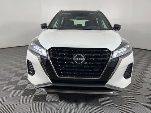 Used 2023 Nissan Kicks SR FWD image 5