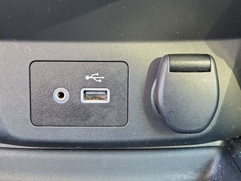 Used 2020 Nissan Rogue S AWD/4WD image 27