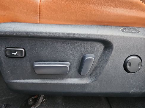 Used 2014 Toyota Tundra 1794 Edition image 20