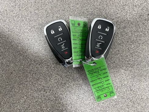 Used 2023 Chevrolet Equinox LT AWD/4WD image 26