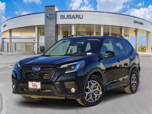 Certified 2023 Subaru Forester Premium image 1