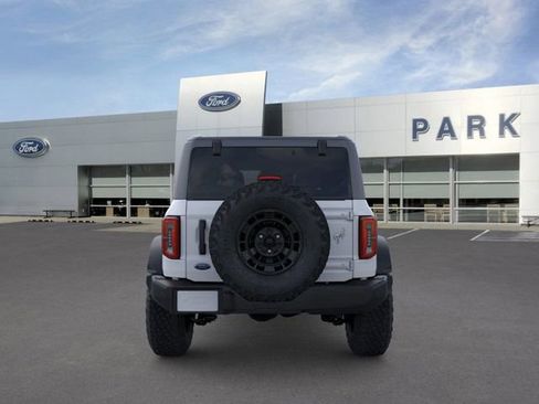 New 2026 Ford Bronco Outer Banks w/ Sasquatch Package image 5