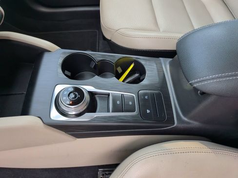 Certified 2020 Ford Escape SEL AWD/4WD image 20