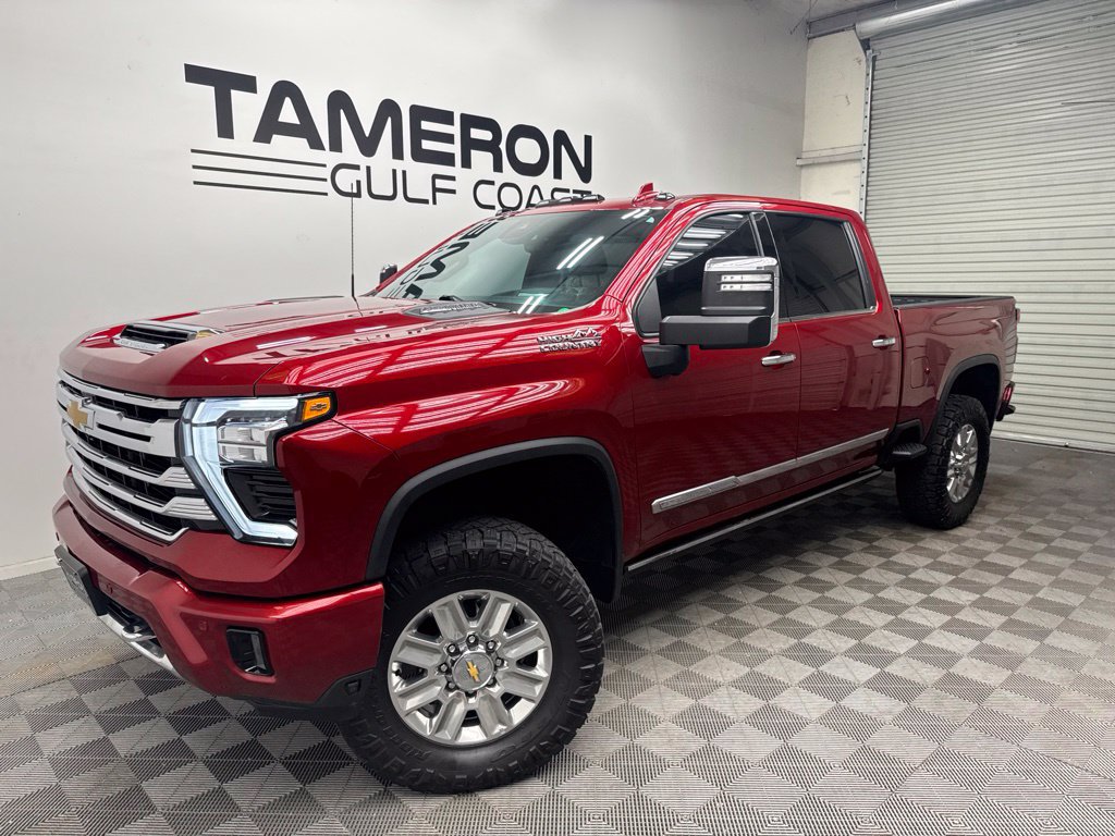 Used 2024 Chevrolet Silverado 2500 High Country AWD/4WD image 2