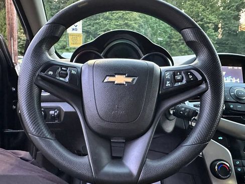 Used 2015 Chevrolet Cruze LT w/ Sun And Sound Package FWD image 16