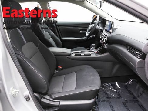 Used 2022 Nissan Sentra SV image 24