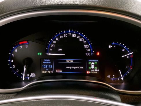 Used 2015 Cadillac SRX Luxury image 16