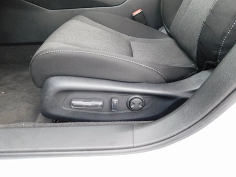 Used 2025 Honda Accord SE image 14