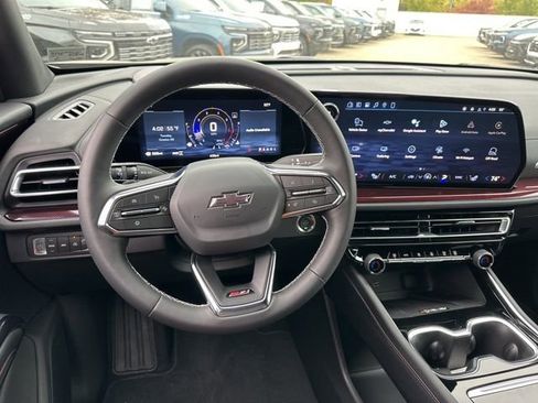 New 2026 Chevrolet Traverse Z71 w/ Driver Confidence Package image 14