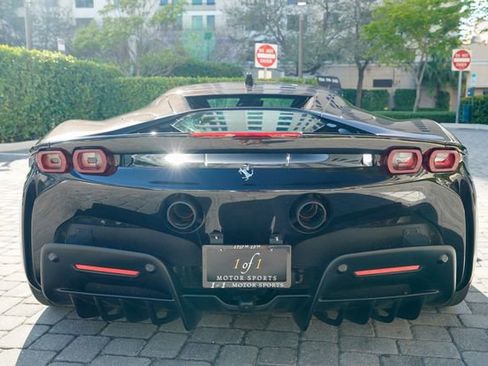 Used 2021 Ferrari SF90 Stradale image 25