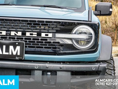 Used 2023 Ford Bronco Wildtrak image 12