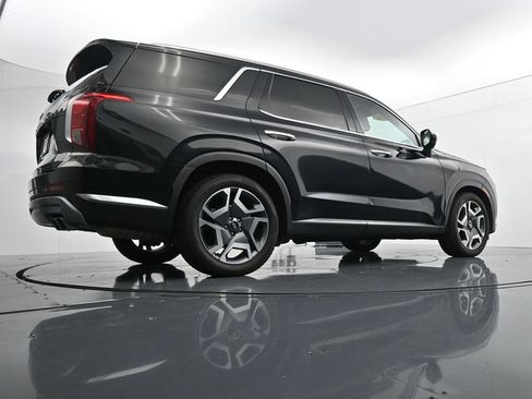 Used 2024 Hyundai Palisade Limited FWD image 40