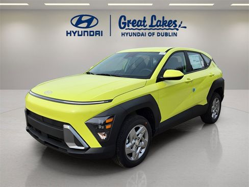 New 2026 Hyundai Kona SE image 1