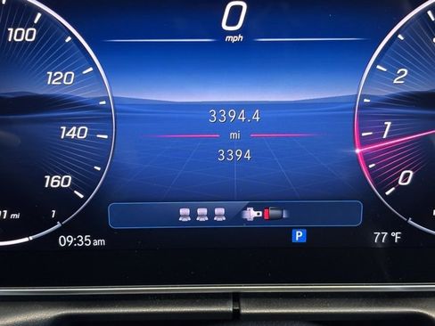 Used 2025 Mercedes-Benz C 300 Sedan image 25