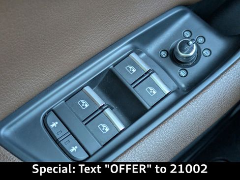 Used 2018 Audi Q7 3.0T Premium Plus w/ Premium Plus Package image 28