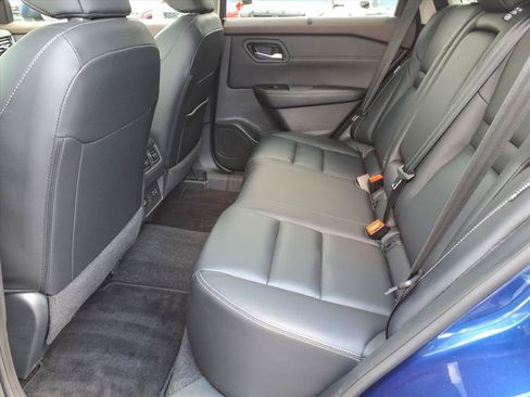 Certified 2023 Nissan Rogue SL w/ SL Premium Package FWD image 8