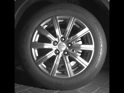 Used 2020 Cadillac XT4 Premium Luxury FWD image 11