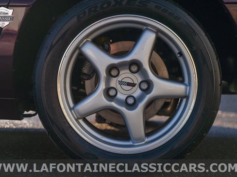 Used 1995 Chevrolet Corvette ZR1 image 27