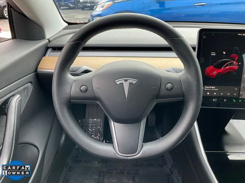 Used 2019 Tesla Model 3 Standard Range Plus image 37