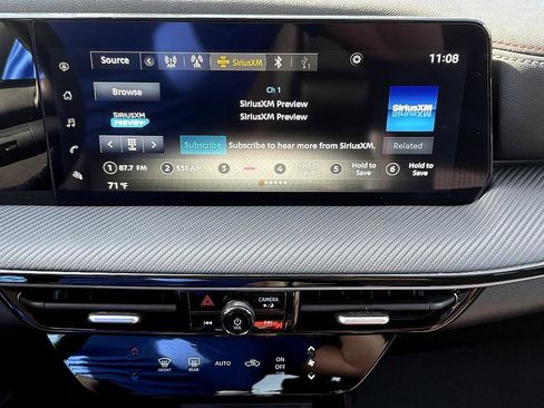 Used 2025 Nissan Kicks SR w/ Illumination Package image 22