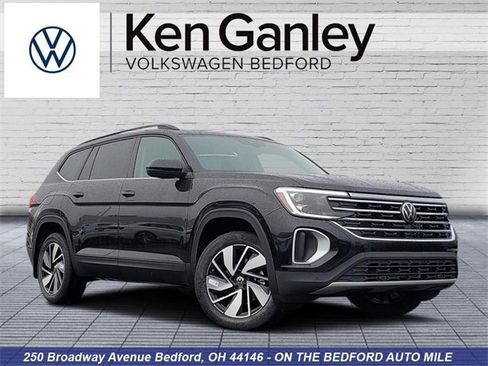 New 2026 Volkswagen Atlas SE image 1