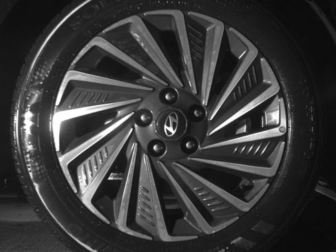 Used 2025 Hyundai Sonata SEL FWD image 16