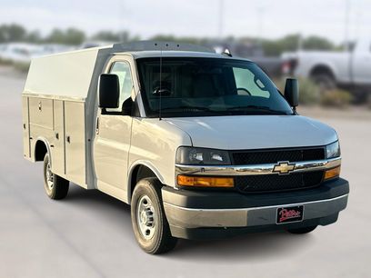 New 2025 Chevrolet Express 3500 w/ Power Convenience Package
