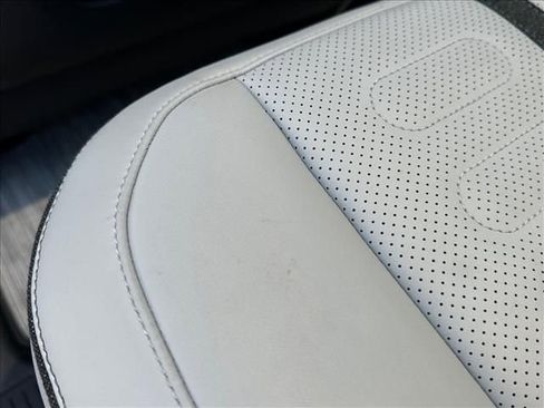 Used 2023 Rivian R1S Adventure AWD/4WD image 18