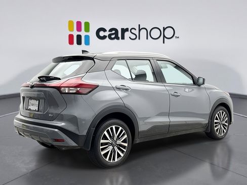 Used 2023 Nissan Kicks SV FWD image 5