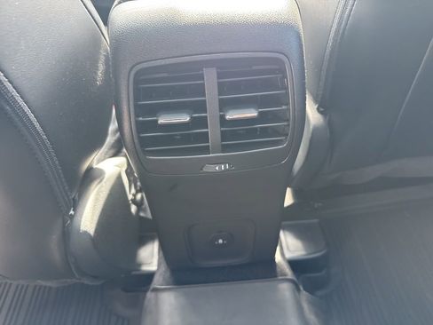 Used 2025 Ford Escape ST-Line Select w/ Tech Pack #2 AWD/4WD image 19