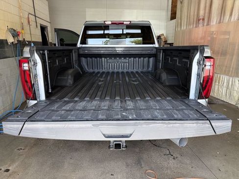 Certified 2025 GMC Sierra 2500 SLT w/ SLT Convenience Package AWD/4WD image 24