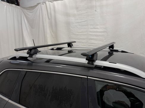 Used 2019 Jeep Cherokee Latitude Plus w/ Cold Weather Group image 4