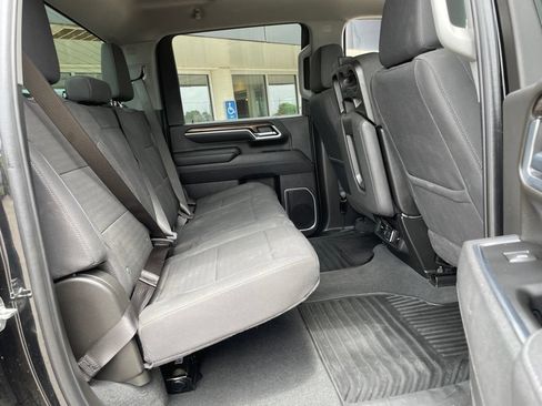 Used 2025 Chevrolet Silverado 2500 LT w/ Convenience Package AWD/4WD image 32