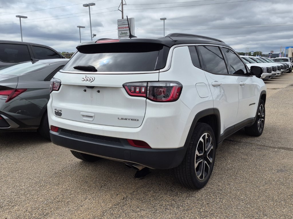 Used 2022 Jeep Compass Limited AWD/4WD image 3