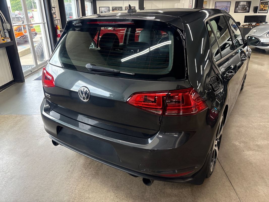 Used 2016 Volkswagen GTI SE w/ Lighting Package (SEL) FWD image 9