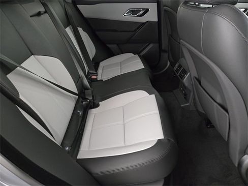 New 2026 Land Rover Range Rover Velar Dynamic SE image 17