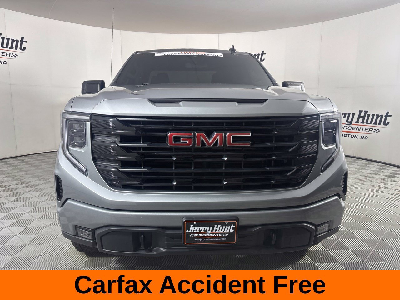 Used 2023 GMC Sierra 1500 Elevation AWD/4WD image 3