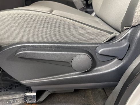 Used 2017 Chevrolet City Express LT w/ Technology Package FWD image 16