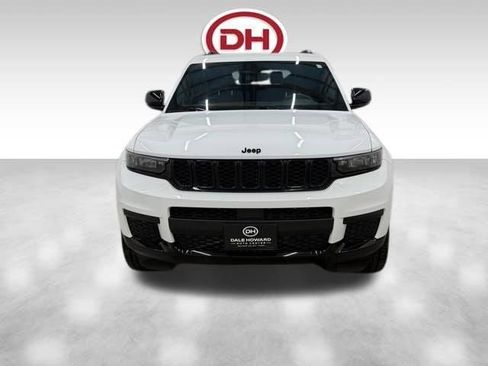 Used 2022 Jeep Grand Cherokee L Laredo AWD/4WD image 7