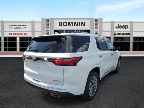 Used 2023 Chevrolet Traverse Premier w/ LPO, Floor Liner Package FWD image 3