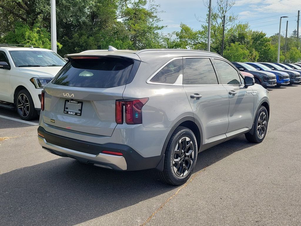 New 2026 Kia Sorento S w/ S Panoramic Sunroof Package FWD image 6